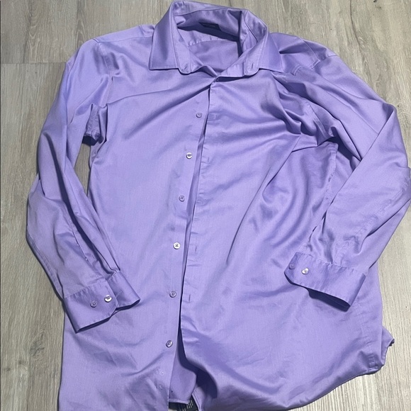 Elegant Lavender Dress Shirt for Men - Picture 1 of 2